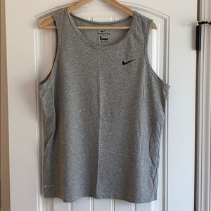 Nike Muscle Tank